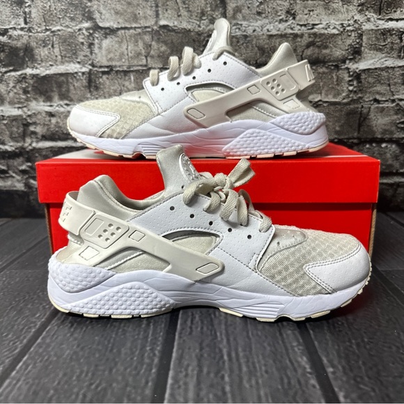 Nike Air Huarache All White Platinum 318429-111 Sneakers Shoes Men's Size 9 - Picture 2 of 16